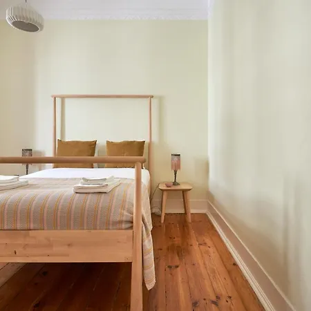 Apartman Renovated Spacious Baixa Apartment, By Timecooler
