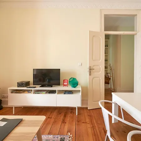 Renovated Spacious Baixa Apartment, By Timecooler Apartman