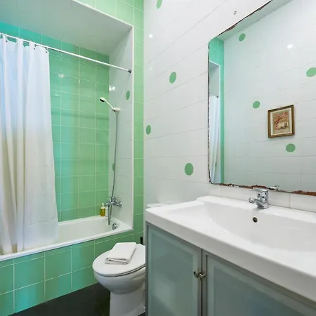 Renovated Spacious Baixa Apartment, By Timecooler Apartman