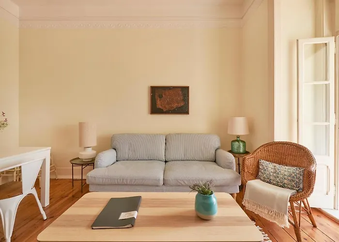 Renovated Spacious Baixa Apartment, By Timecooler Lissabon