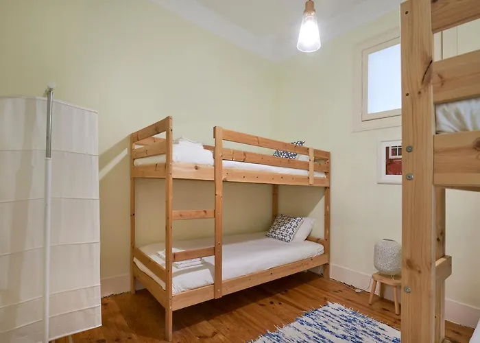 Renovated Spacious Baixa Apartment, By Timecooler Appartement