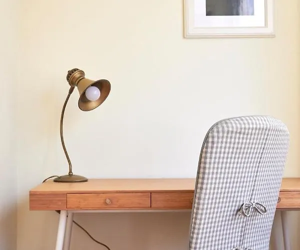 Apartamento Renovated Spacious Baixa Apartment, By Timecooler