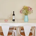 Apartmán Renovated Spacious Baixa Apartment, By Timecooler