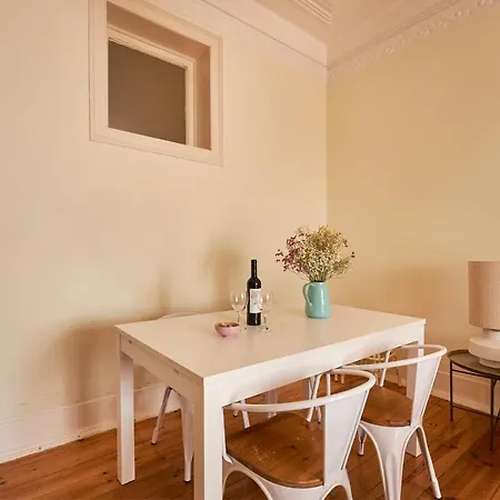 Apartament Renovated Spacious Baixa Apartment, By Timecooler Lizbona